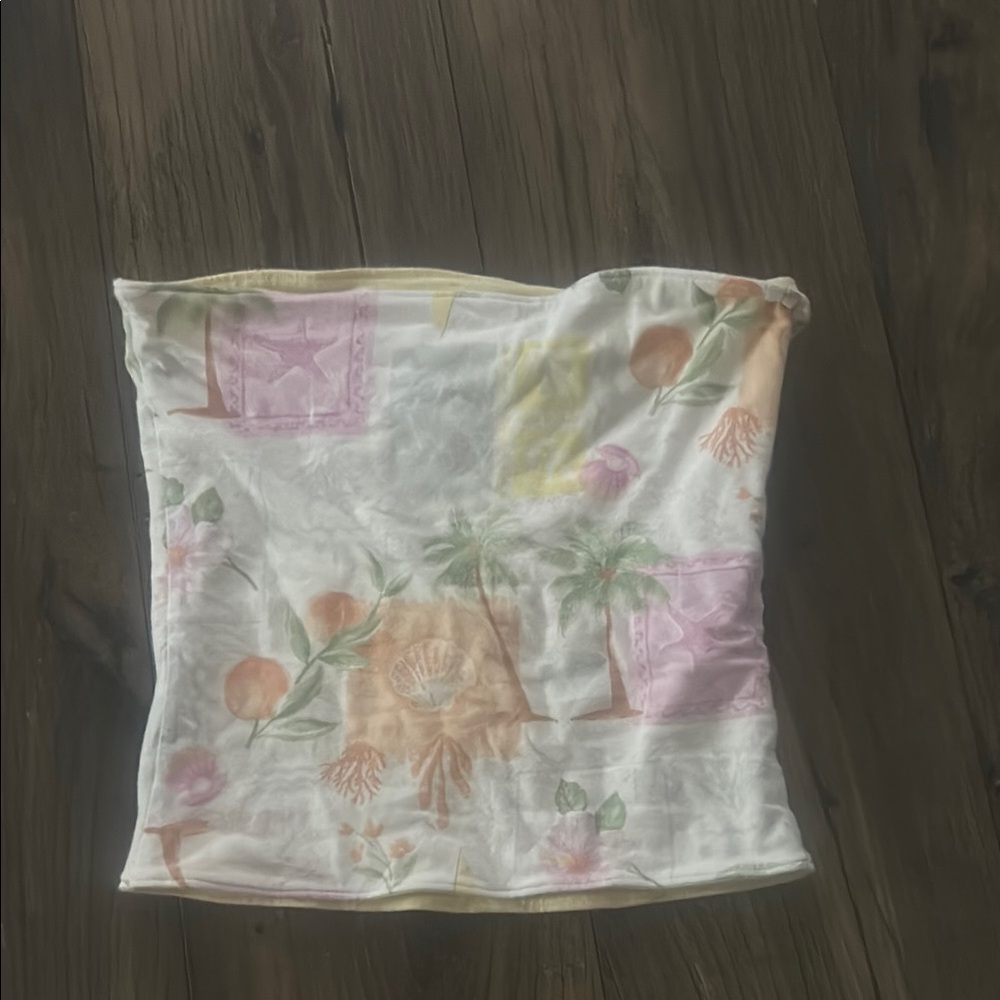 Hollister Multicolor Tropical Print Crop Top